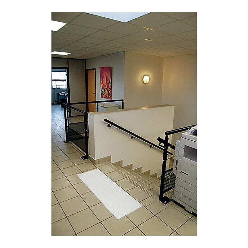 Dalles podotactiles d'éveil à la vigilance auto-adhésives intérieures clarion - 1350 x 400 mm - finition blanc. quincaillerie sénégalaise est votre boutique en ligne spécialisée en quincaillerie au sénégal. profitez d'une expérience d'achat simple et rapide avec une large gamme de produits de qualité.
