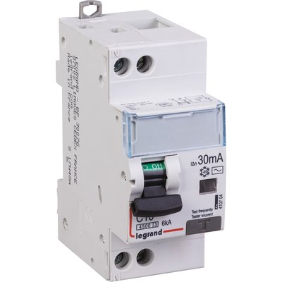 Disjoncteur différentiel dx³ 4500 - vis/vis -u+n 230v~ 10a - typeac - 30ma - 6ka -courbe c - 2m - ref.410704. quincaillerie sénégalaise, votre boutique en ligne de confiance pour des solutions de quincaillerie au sénégal. découvrez notre assortiment complet et commandez facilement.