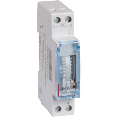 Interrupteur horaire prog analogique - cadran vert - journalier - avec réserve marche - ref.412790. quincaillerie sénégalaise vous propose une expérience d'achat en ligne unique pour vos besoins de quincaillerie au sénégal. profitez de notre large sélection de produits.