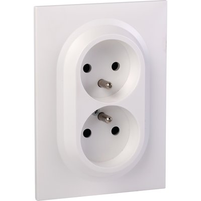 Legrand - double prise de courant compacte monobloc easyréno 2p+t dooxie one 16a livrée avec plaque carrée blanche et griffes réf 600721. achetez en toute tranquillité avec quincaillerie sénégalaise, votre expert en ligne en quincaillerie au sénégal. profitez de produits de haute performance livrés directement chez vous.