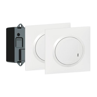 Legrand - prêt à poser dooxie créer un va-et-vient avec 2 commandes sans fil et 1 micromodule livré complet blanc réf 600699. quincaillerie sénégalaise offre une solution pratique et efficace pour tous vos besoins en quincaillerie au sénégal. explorez notre sélection en ligne et bénéficiez d'un service rapide.