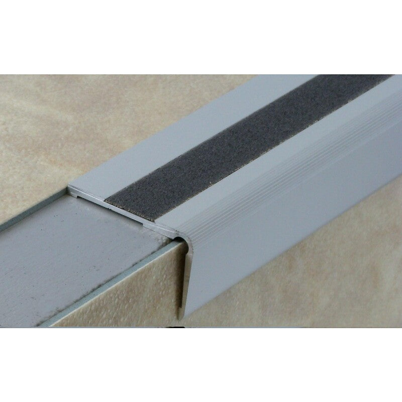 Nez marche alu perce50x32 3m. quincaillerie sénégalaise, votre boutique en ligne de confiance pour des solutions de quincaillerie au sénégal. découvrez notre assortiment complet et commandez facilement.