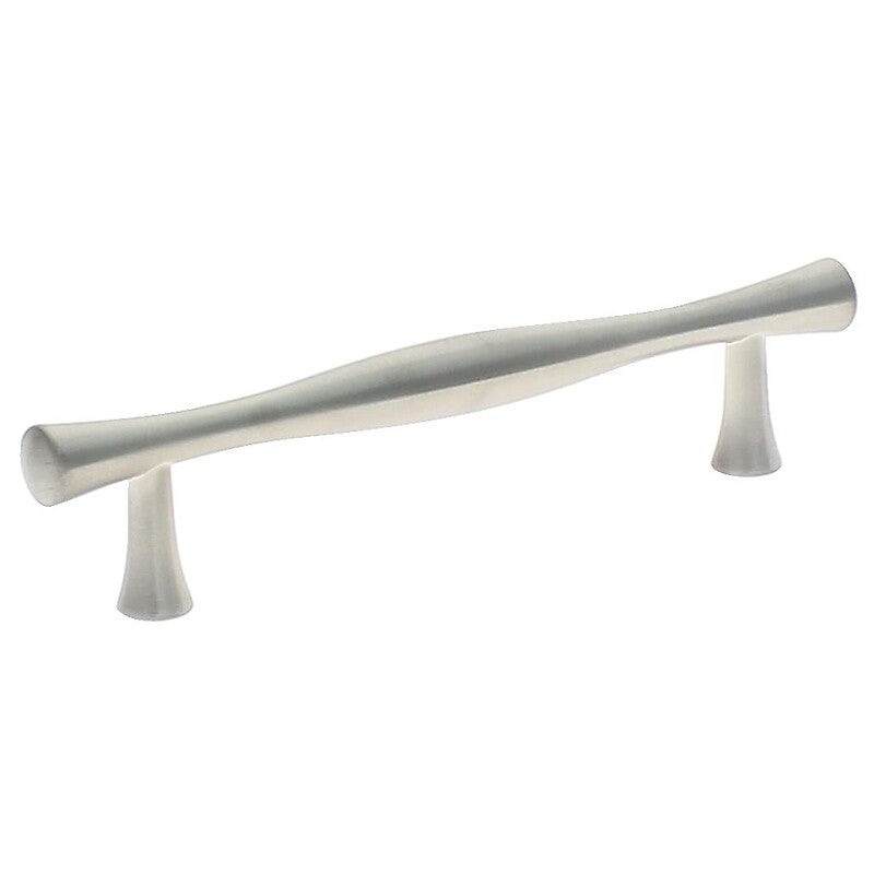 Poignée bâton zamak finition nickelé brossé - longueur 130 mm entraxe 96 mm - 7061. quincaillerie sénégalaise vous offre une sélection inégalée d'articles de quincaillerie en ligne au sénégal. commandez facilement et bénéficiez d'une livraison rapide et fiable.