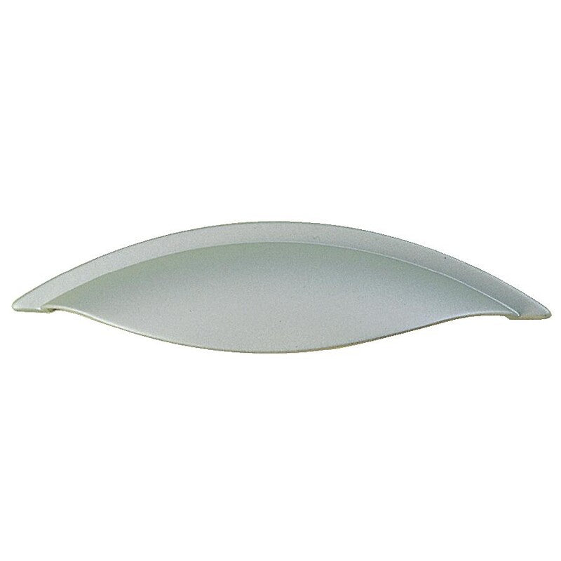 Poignée coquille métal finition nickelé brossé - longueur 130 mm entraxe 64 mm - 3940. quincaillerie sénégalaise, votre solution en ligne pour des achats de quincaillerie pratiques et fiables au sénégal. un service client dédié et des produits de premier choix vous attendent.
