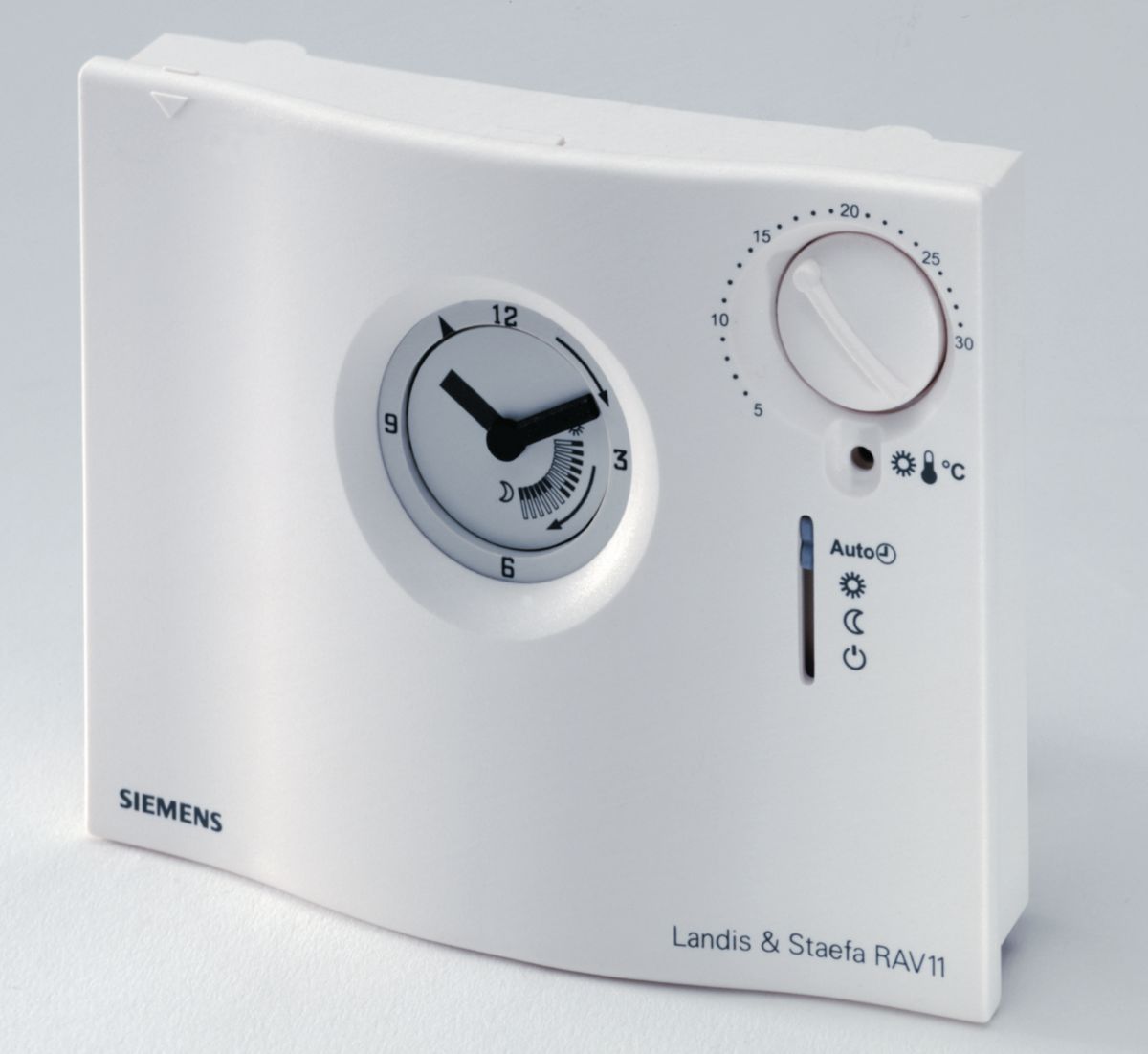 Régulateur d'ambiance programmable siemens avec horloge journalière réf. bpz: rav11.1. quincaillerie sénégalaise est votre boutique en ligne spécialisée en quincaillerie au sénégal. profitez d'une expérience d'achat simple et rapide avec une large gamme de produits de qualité.
