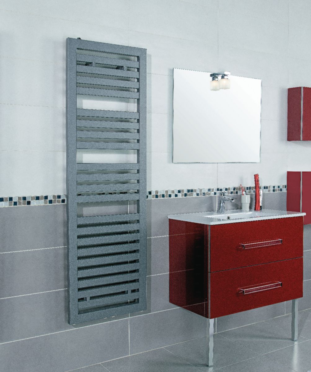 Sèche-serviettes eau chaude séducta raccord central hauteur : 1584 mm largeur : 500 mm couleur : blanc 710 watts. avec quincaillerie sénégalaise, achetez votre quincaillerie en ligne en toute confiance au sénégal. découvrez nos produits sélectionnés pour leur qualité et leur performance.