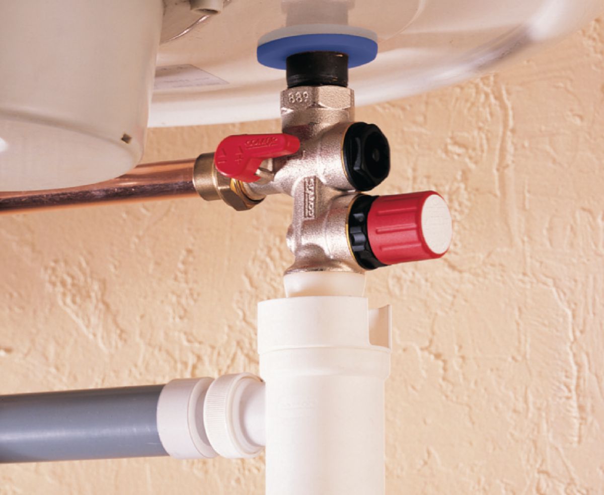 Securi'kits kit n°1 comap, groupe de sécurité 889 + siphon encliquable 8877, réf.889050-01. achetez en toute tranquillité avec quincaillerie sénégalaise, votre expert en ligne en quincaillerie au sénégal. profitez de produits de haute performance livrés directement chez vous.