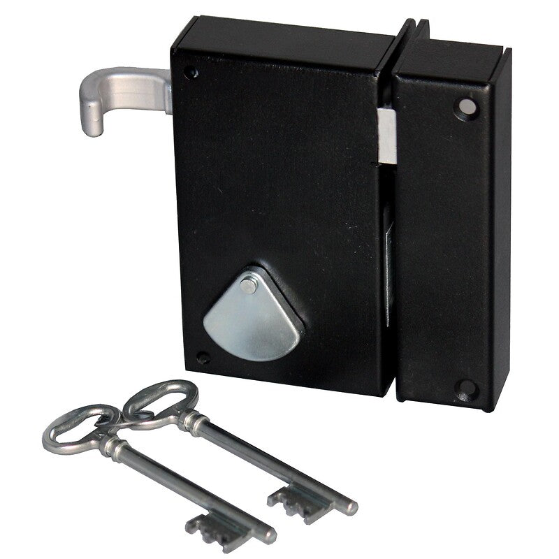 Serrure en applique à clé 4 gorges saint pierre coloris noir verticale à tirage main gauche. quincaillerie sénégalaise, c'est la commodité d'une boutique en ligne avec la qualité d'un service professionnel au sénégal. découvrez notre gamme complète d'outils et de matériaux.