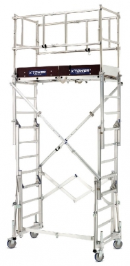 ÉCHAFAUDAGE ROULANT TÉLESCOPIQUE X-TOWER 3 M - H. TRAVAIL : 4,80 M - DIM. REPLIÉ : 1,41 X 0,98 X 0,92 M. Quincaillerie Sénégalaise, votre spécialiste en fournitures pour le bâtiment et la plomberie, vous accompagne dans tous vos projets. Commandez en ligne et profitez de notre service rapide et fiable.