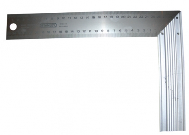 ÉQUERRE DE MENUISIER ACIER INOX. TALON PROFIL. ALU., DIM. 400X200 MM. Quincaillerie Sénégalaise est votre partenaire de choix pour le bâtiment et la plomberie au Sénégal. Une large gamme de produits à des prix compétitifs. Commandez facilement en ligne.
