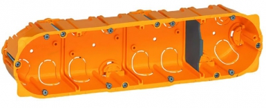 BOÎTE MULTIPOSTE BATIBOX CLOISONS SÈCHES 4 POSTES 8 À 10 MODULES - PROFONDEUR 40 MM. Quincaillerie Sénégalaise, votre spécialiste en quincaillerie et équipement industriel, vous offre des produits durables et performants. Faites vos achats en ligne et gagnez du temps. Nos experts sont là pour vous conseiller.
