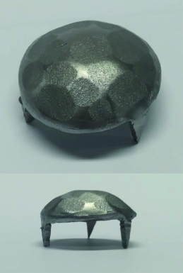 CACHE VIS MARTELÉ Ø 27 MM FINITION FER NOIR. Pour vos travaux au Sénégal, faites confiance à Quincaillerie Sénégalaise. Nos produits de qualité garantissent la réussite de vos projets. Commandez rapidement en ligne et économisez du temps.