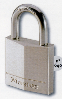 CADENAS MARINE LARG. 40 MM, ANSE INOX 22 X Ø 6 MM, 2 CLÉS. Avec Quincaillerie Sénégalaise, trouvez tout le matériel de plomberie, quincaillerie, et bâtiment dont vous avez besoin. Nous proposons une large gamme d'équipements fiables pour vos travaux. Simplifiez vos projets grâce à notre service rapide et efficace.