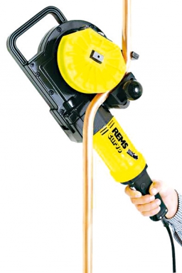 CINTREUSE ÉLECTRIQUE "REMS CURVO" AVEC SET 14-28 MM 180°. À la recherche de solutions pour vos travaux de plomberie ou de construction ? Quincaillerie Sénégalaise vous offre une sélection variée de produits de qualité. Livraison rapide et satisfaction garantie.