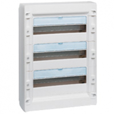 COFFRETS XL3 125 3 RANGÉES 54 MODULES DIM. HXLXP: 600X450X128 MM. Quincaillerie Sénégalaise est le leader de la vente en ligne d'équipements de bâtiment au Sénégal. Notre catalogue varié répond à vos besoins en plomberie et quincaillerie. Choisissez l'efficacité et la qualité.