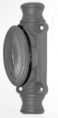 CRÉMONE EN APPLIQUE RUSTIQUE FONTE ÉPOXY NOIR POUR TRINGLES DEMI-RONDES 16X5. Quincaillerie Sénégalaise met à votre disposition des solutions complètes pour vos travaux de construction et de rénovation. Commandez en ligne et bénéficiez de notre service rapide et professionnel.