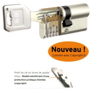 CYL. DOUBLE ASSEMBLÉ PEXTRA 2 ENTRÉES ( 40X50 ) 3 CLÉS. Découvrez Quincaillerie Sénégalaise, votre boutique en ligne spécialisée dans le bâtiment, la plomberie, et l'équipement industriel. Profitez de notre expertise pour réussir vos projets. Nos produits sont conçus pour durer.