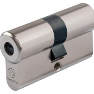 CYL. PROFILÉ EUROPÉEN DOUBLE AXI' HOME ( 35X35 ) 4 CLÉS. Quincaillerie Sénégalaise est votre partenaire de confiance pour tous vos besoins en quincaillerie et bâtiment. Découvrez nos produits de haute qualité adaptés aux professionnels et particuliers. Commandez facilement en ligne et recevez vos articles rapidement.