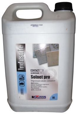 DÉGRAISSANT ALCALIN CONCENTRÉ SOLNET PRO - ÉLIMINE LES SALISSURES IMPORTANTES - BIDON 5 L - SURFACES LAVABLES : BÉTONS, BÉTONS PEINTS, CARRELAGES, PLASTIQUES .... À la recherche de solutions pour vos travaux de plomberie ou de construction ? Quincaillerie Sénégalaise vous offre une sélection variée de produits de qualité. Livraison rapide et satisfaction garantie.