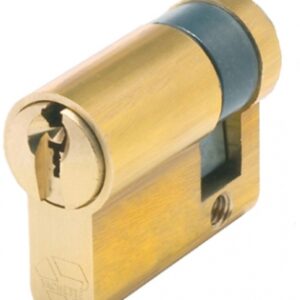 DEMI CYLINDRE PROFILÉ EUROPÉEN SÉRIE " CD " ( 30X10 ) LAITON 3 CLÉS. Quincaillerie Sénégalaise met à votre disposition des solutions complètes pour vos travaux de construction et de rénovation. Commandez en ligne et bénéficiez de notre service rapide et professionnel.