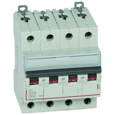 DISJONCTEUR DX³6000 10KA ARRIVÉE HAUTE ET DÉPART BAS À VIS 4P 400~ - 40A - COURBE D - POUR PEIGNE HX³ TRADITIONNEL. Besoin de matériel de quincaillerie ou de plomberie ? Quincaillerie Sénégalaise propose des produits adaptés à vos projets de construction ou de rénovation. Bénéficiez de notre expérience et de nos prix compétitifs.