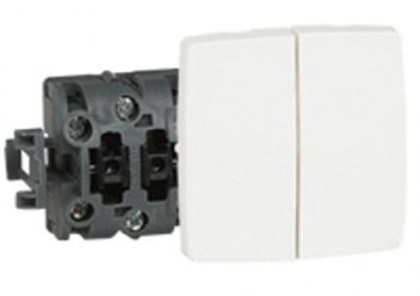 DOUBLE POUSSOIR COMPOSABLE 6A 250 V. Découvrez Quincaillerie Sénégalaise, votre boutique de confiance pour la quincaillerie, la plomberie et les fournitures industrielles. Nous garantissons des produits durables et un service professionnel.