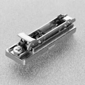 EMBASE ZAMAC DROITE À CLIPS ET RÉGLAGE VERTICAL ( PRIX AU 100 P. ). Quincaillerie Sénégalaise vous accompagne dans tous vos projets de construction et d'aménagement. Nous proposons des produits adaptés aux standards les plus exigeants. Faites vos achats en ligne en toute confiance.