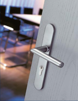 ENS. COMPLET " STOCKHOLM " BÉQUILLE + PLAQUE ALU. ANOD. ARGENT CLÉ L​​ ​. Avec Quincaillerie Sénégalaise, équipez-vous des meilleurs outils et équipements pour vos projets industriels. Nous assurons une livraison rapide et un service client de qualité. Faites confiance à notre expertise.