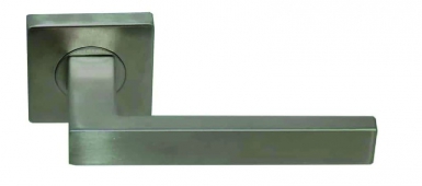 ENSEMBLE SUR ROSACE CARRÉE YQUEM FINITION INOX 304 BROSSÉ MAT. Pour des travaux réussis, optez pour Quincaillerie Sénégalaise. Une boutique en ligne fiable pour vos équipements de plomberie et bâtiment. Livraison rapide et produits de qualité.
