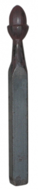 FER DE LANCE GLAND FORGÉ CARRÉ DIM. Ø 14 X H 70 MM. Quincaillerie Sénégalaise est le leader de la vente en ligne d'équipements de bâtiment au Sénégal. Notre catalogue varié répond à vos besoins en plomberie et quincaillerie. Choisissez l'efficacité et la qualité.
