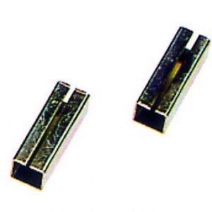 FOURREAU ACIER 7 X 8 X 17 MM. Avec Quincaillerie Sénégalaise, trouvez tout le matériel de plomberie, quincaillerie, et bâtiment dont vous avez besoin. Nous proposons une large gamme d'équipements fiables pour vos travaux. Simplifiez vos projets grâce à notre service rapide et efficace.
