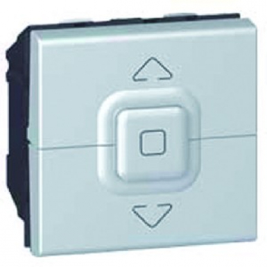 INTERRUPTEUR DE VOLETS ROULANTS 500W MAXIMUM MOSAIC 2 MODULES - ALU. Pour une quincaillerie de qualité au Sénégal, choisissez Quincaillerie Sénégalaise. Nos produits sont sélectionnés pour répondre à vos exigences. Commandez facilement en ligne et recevez vos articles rapidement.