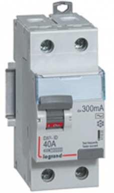 INTERRUPTEUR DIFFÉRENTIEL DX³-ID ARRIVÉE HAUTE ET DÉPART BAS À VIS - 2P 230V~ 40A TYPEA 30MA - 2 MODULES. Quincaillerie Sénégalaise est la solution idéale pour tous vos besoins en matériel de plomberie et quincaillerie. Des produits fiables et un service client dédié. Faites confiance au leader du marché au Sénégal.