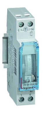 INTERRUPTEUR HORAIRE ANALOGIQUE MODULAIRE PROGRAMMABLE MANUEL JOURNALIER - CADRAN VERTICAL AVEC RÉSERVE DE MARCHE. Chez Quincaillerie Sénégalaise, nous répondons à tous vos besoins en fournitures industrielles et en outillage. Notre gamme complète garantit une satisfaction totale. Achetez en ligne et recevez vos articles rapidement.