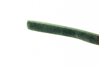 JOINT BALAIS ( CORNIÈRE BASSE ) POUR PLACARD COULISSANT 10 ML. Quincaillerie Sénégalaise est votre allié pour vos projets de construction, de rénovation et de bricolage. Nous proposons une large gamme de produits pour répondre à tous vos besoins. Achetez en ligne en toute confiance.