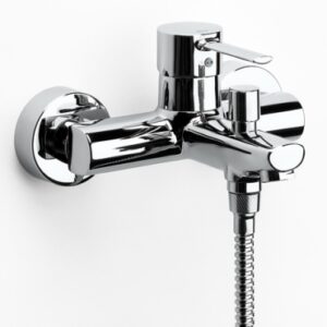 MITIGEUR BAIN-DOUCHE MURAL TARGA - FINITION CHROMÉ. Chez Quincaillerie Sénégalaise, nous répondons à tous vos besoins en fournitures industrielles et en outillage. Notre gamme complète garantit une satisfaction totale. Achetez en ligne et recevez vos articles rapidement.