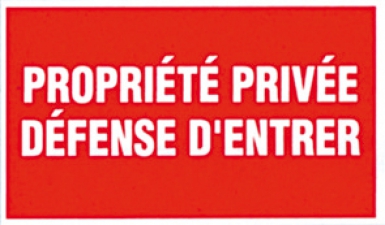 PANNEAU "PROPRIÉTÉ PRIVÉE DÉFENSE D"ENTRER" GA 52 LETTRES BL. FOND ROUGE, DIM.: 330 X 200 MM. Avec Quincaillerie Sénégalaise, trouvez tout le matériel de plomberie, quincaillerie, et bâtiment dont vous avez besoin. Nous proposons une large gamme d'équipements fiables pour vos travaux. Simplifiez vos projets grâce à notre service rapide et efficace.