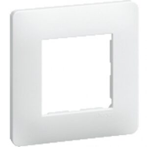 PLAQUE BLANCHE SIMPLE DIM. 80X80 MM. Avec Quincaillerie Sénégalaise, équipez-vous pour réussir vos projets de plomberie et bâtiment. Nous offrons des produits fiables et durables à des prix compétitifs. Profitez d'une livraison rapide et d'un excellent service client.