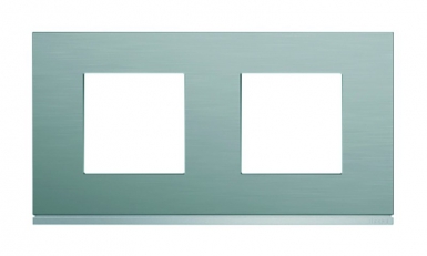 PLAQUE GALLERY HORIZONTAL ENTRAXE 71 MM 2 POSTES BRIGHT INOX INOX BRILLANT. Besoin d'équipement de plomberie ou d'outillage ? Quincaillerie Sénégalaise vous offre un service rapide et efficace. Découvrez nos produits de qualité adaptés à vos projets.