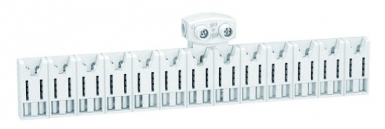 RÉPARTITEUR XE RESI9 - 63A - 26 PAS - 13 MODULES - AVEC CONNECTEUR - EMBROCHABLE. Besoin d'équipement de plomberie ou d'outillage ? Quincaillerie Sénégalaise vous offre un service rapide et efficace. Découvrez nos produits de qualité adaptés à vos projets.