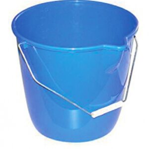 SEAU DE MÉNAGE 12 L – ROND 32 X H. 30 CM – PLASTIQUE BLEU AVEC BEC VERSEUR ET ANSE MÉTALLIQUE. Chez Quincaillerie Sénégalaise, nous répondons à tous vos besoins en fournitures industrielles et en outillage. Notre gamme complète garantit une satisfaction totale. Achetez en ligne et recevez vos articles rapidement.