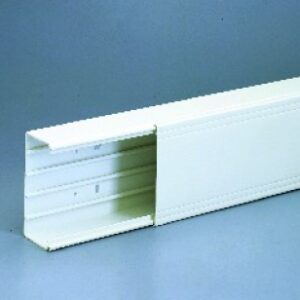 TA-G 100X40 W0 GOULOTTE MONO-COUVERCLE CLOISONNABLE BLANC - LONGUEUR DE 2M (SOCLE + COUVERCLE) - LE M/L. Avec Quincaillerie Sénégalaise, trouvez tout le matériel de plomberie, quincaillerie, et bâtiment dont vous avez besoin. Nous proposons une large gamme d'équipements fiables pour vos travaux. Simplifiez vos projets grâce à notre service rapide et efficace.