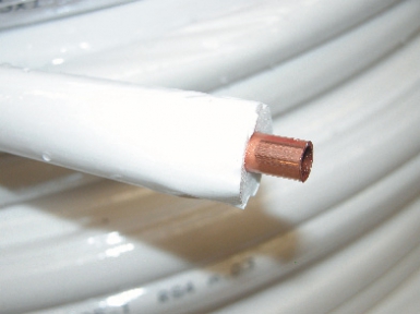 TUBE CUIVRE FRIGO. ISOLÉ "SPLIT ONE BI"- Ø1/4-1/2"- COUR. 20 M (CODE AU M/L). Quincaillerie Sénégalaise, votre spécialiste en fournitures pour le bâtiment et la plomberie, vous accompagne dans tous vos projets. Commandez en ligne et profitez de notre service rapide et fiable.